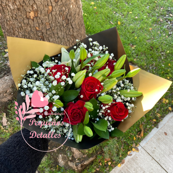Ramo de Rosas y Lilium - Imagen 2