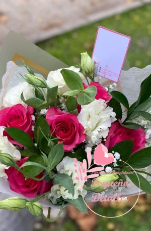 Ramo de Rosas y Lisianthus