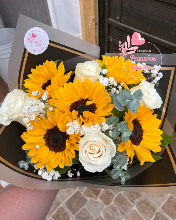 Ramo de rosas/girasoles