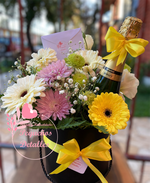 Cilindro mix floral con espumante
