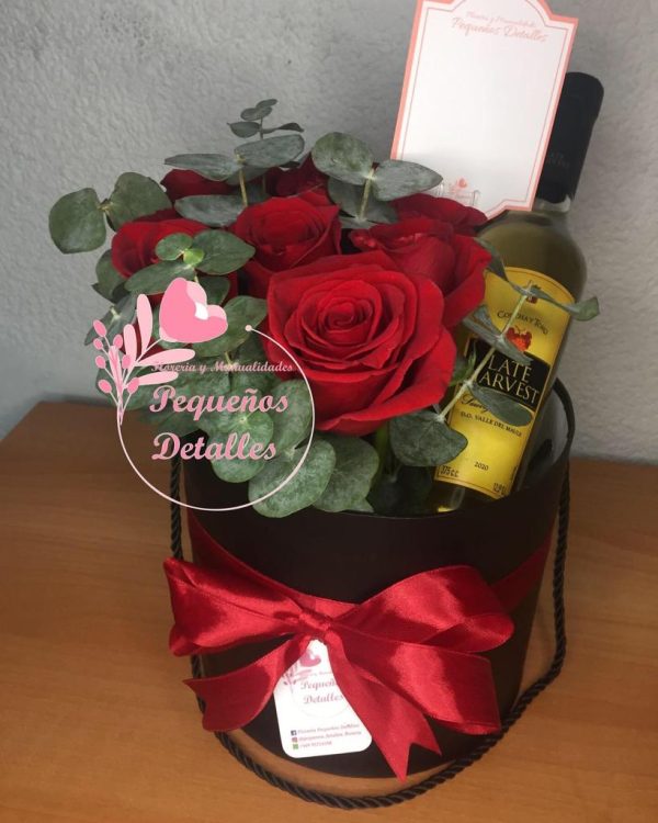 Cilindro rosas y vino Late harvest