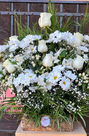 Arreglo mediano en tronco grande